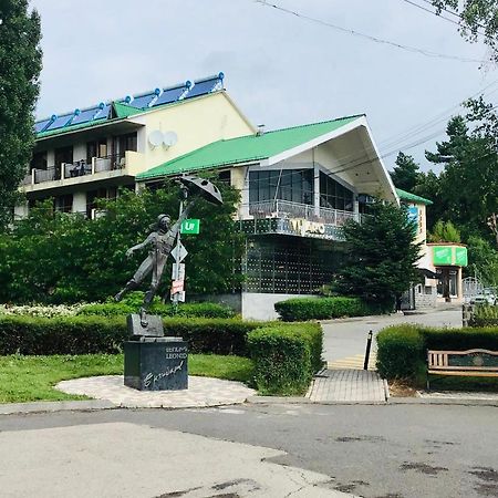 Hotel - Saya Tsaghkadzor Eksteriør bilde