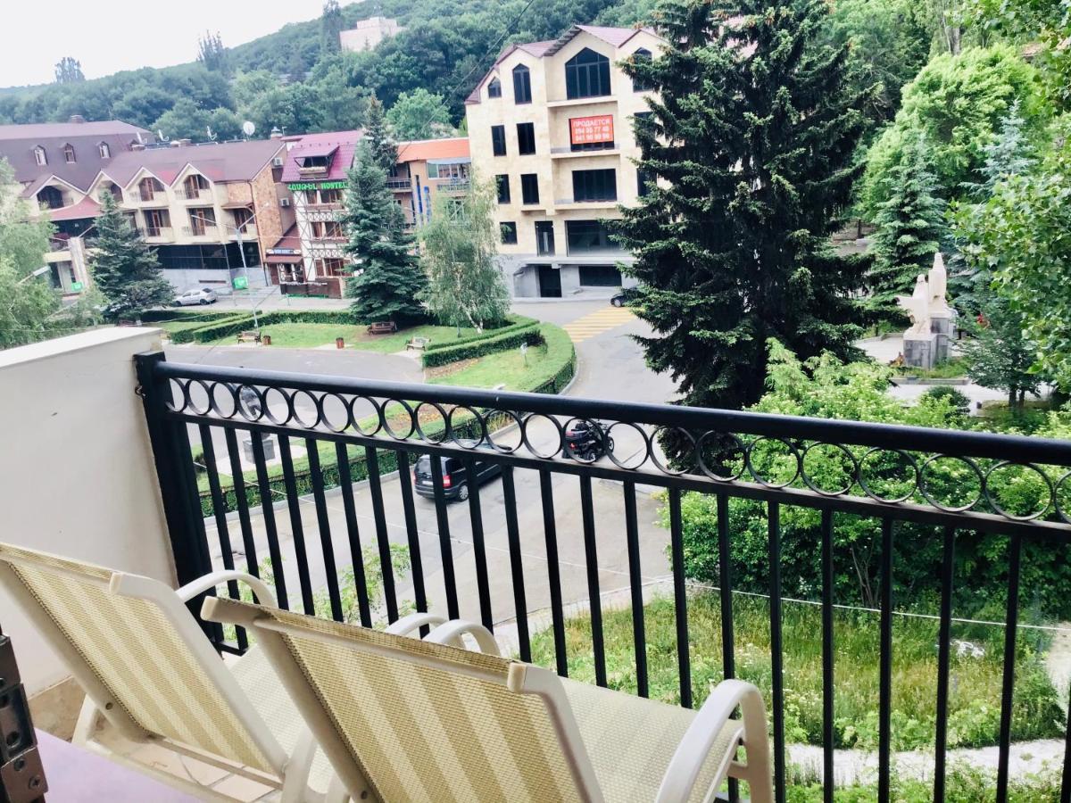 Hotel - Saya Tsaghkadzor Eksteriør bilde